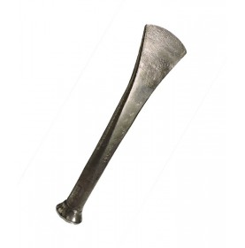 Hand gorged caulking iron with blade