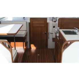 Plancher intérieur bateau stratifil