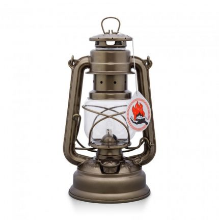 Lampe tempête à pétrole en acier galvanisé Lampe tempête à pétrole en acier galvanisé