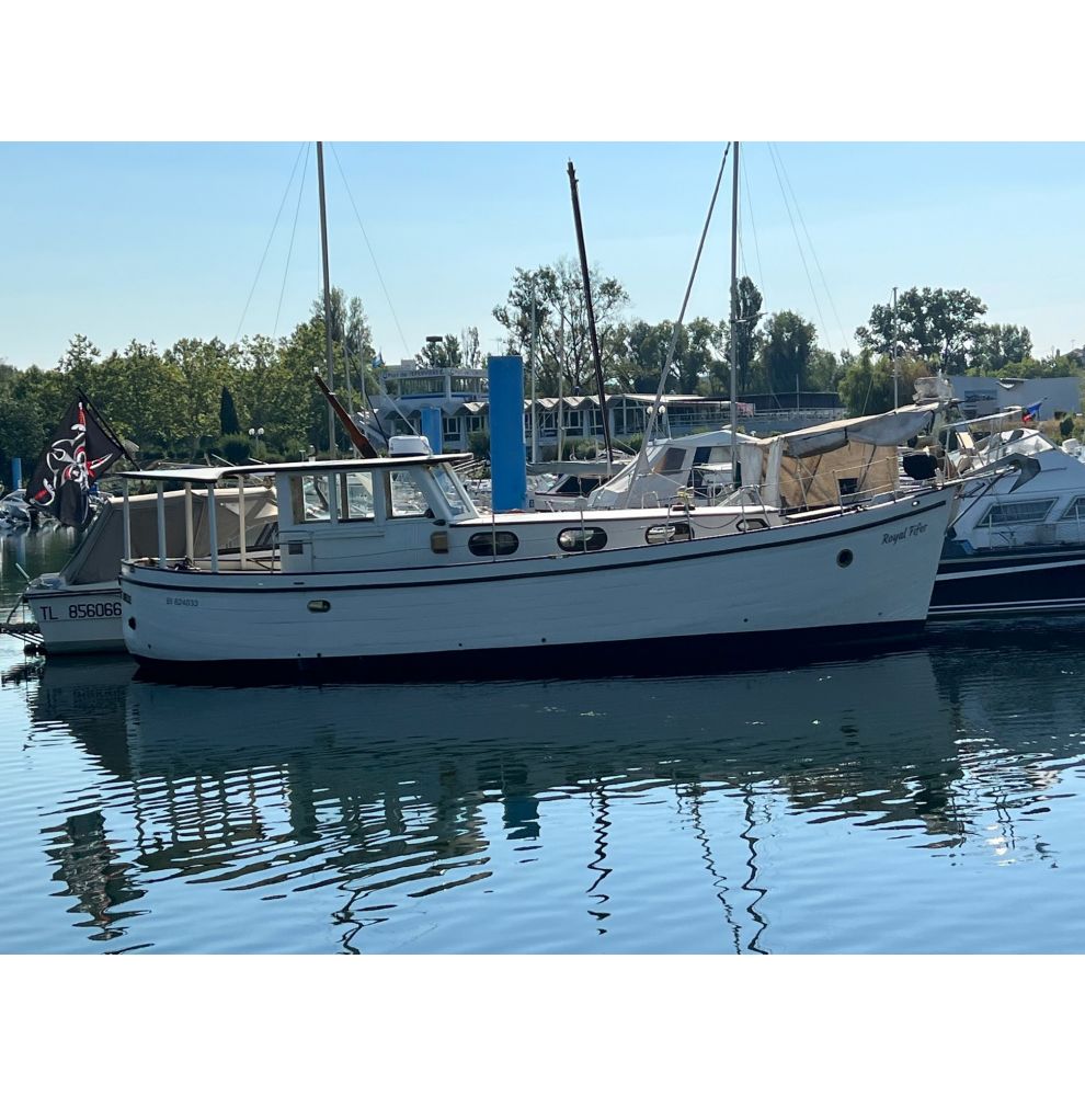 Bateau à moteur royal fifer 33 J.MILLER & SONS 1964 à vendre