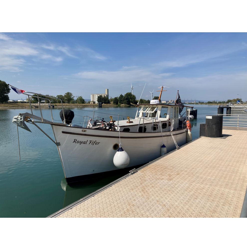 Bateau à moteur royal fifer 33 J.MILLER & SONS 1964 à vendre