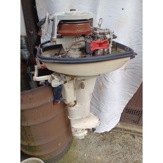 A donner / Moteur 25Ch de 1965