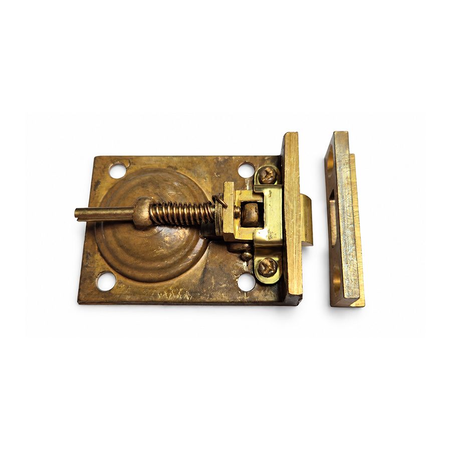 Brass flush spring catch