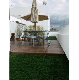 Anti-slip protection for marine wood ATG