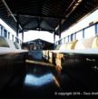 Coffre en bois et perspective du bateau