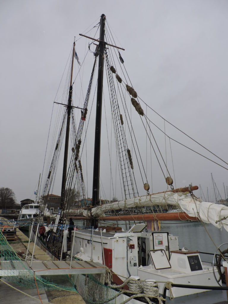 Voilier cargo Escale Avontuur